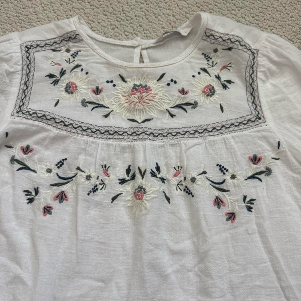 Lucky Brand Embroidered Yoke Cotton Peasant Top - Picture 7 of 11